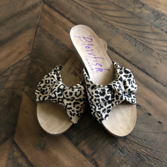 blowfish leopard sandals